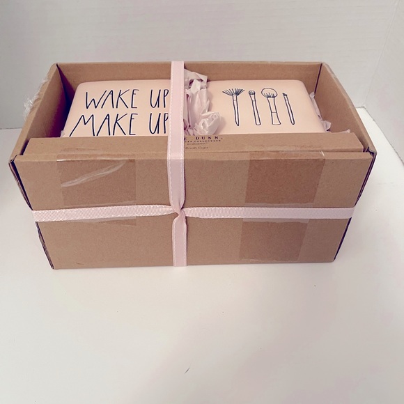 New Rae Dunn PINK “WAKE UP MAKE UP” Brush Holder Set - Picture 7 of 7